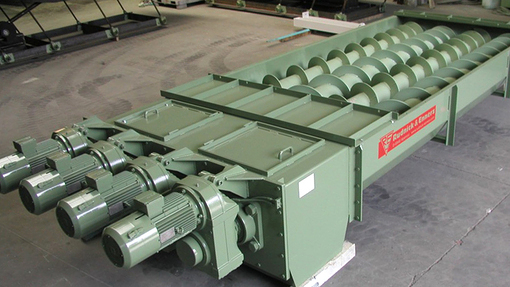Quad screw conveyor