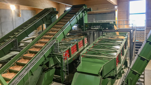 Wood residues handling - Precise screening machine fort he production of up to 4 fractions in only one single working operation